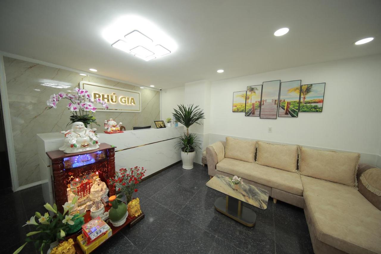 Phu Gia Bui Vien Hotel Хошимин Экстерьер фото