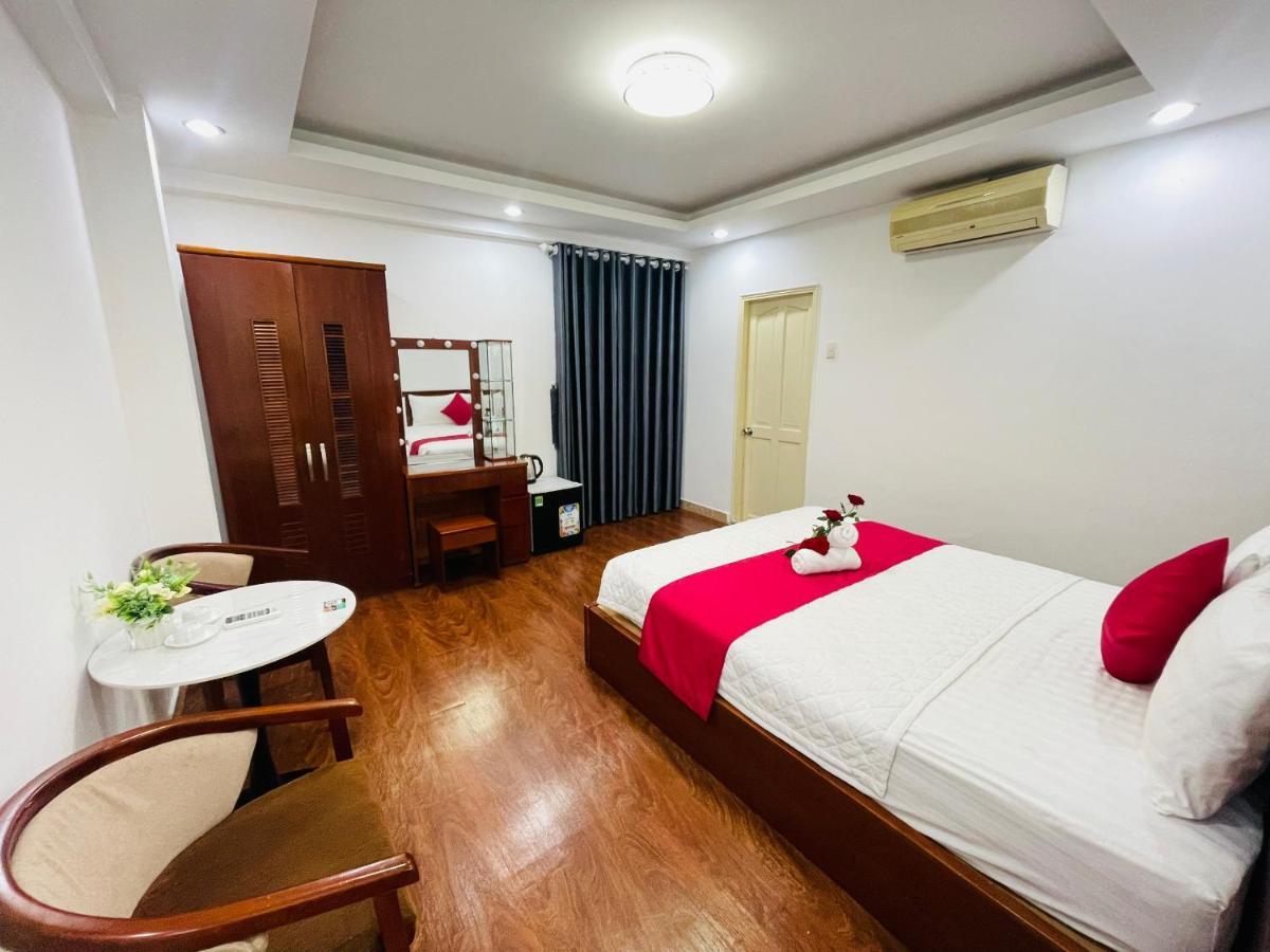 Phu Gia Bui Vien Hotel Хошимин Экстерьер фото
