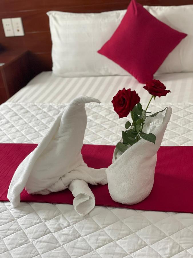 Phu Gia Bui Vien Hotel Хошимин Экстерьер фото