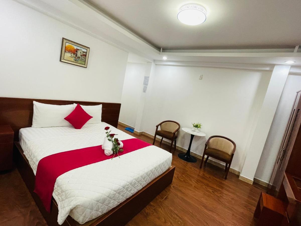 Phu Gia Bui Vien Hotel Хошимин Экстерьер фото