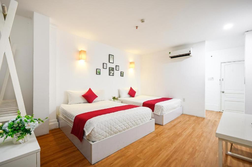 Phu Gia Bui Vien Hotel Хошимин Экстерьер фото